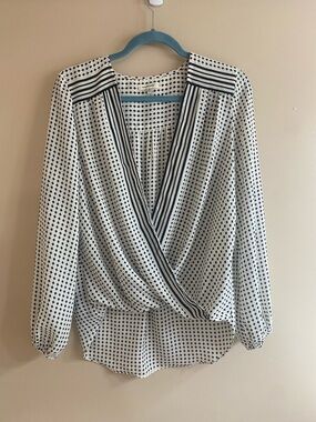 Max Studio Black & White High-low Blouse
